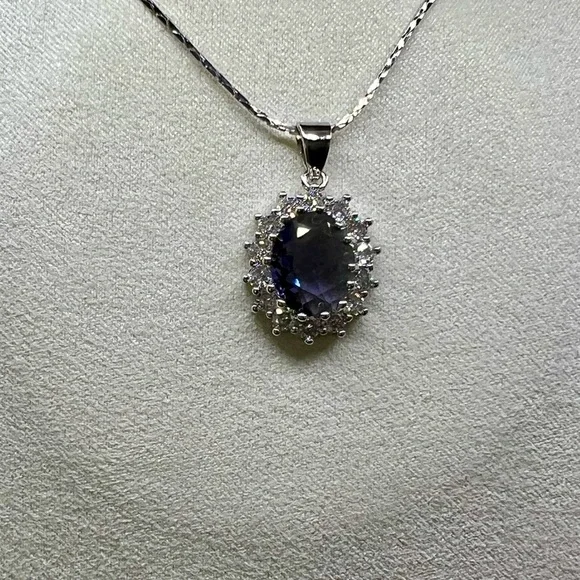 NIB S925 Stamped Silver Amethyst and Zircon Oval Pendant Necklace - Picture 9 of 14